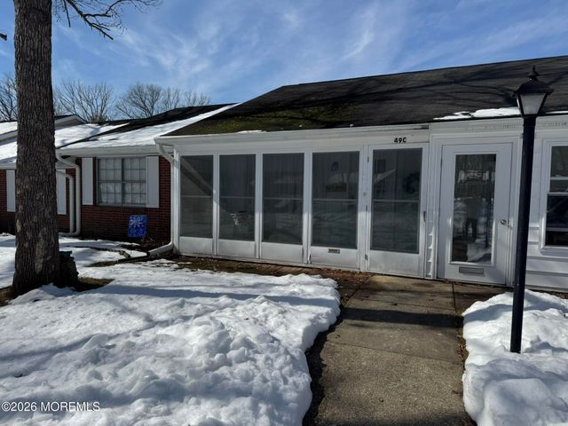 49C Cambridge Court 100c, Lakewood, NJ 08701