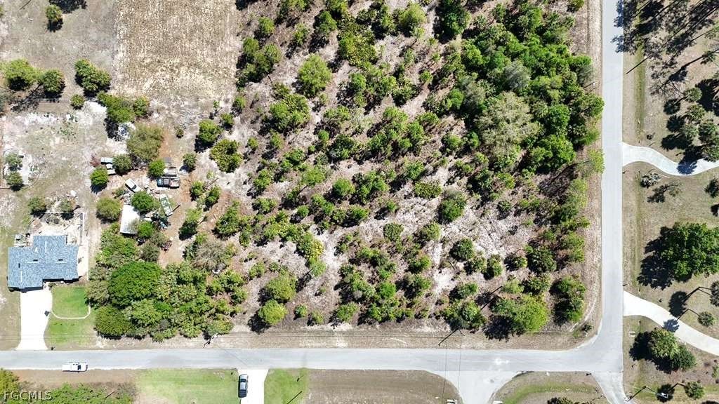 904 Dayton AVE, Lehigh Acres, FL 33972