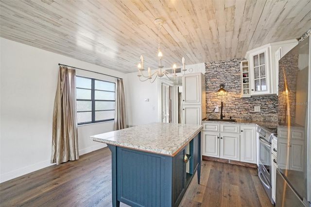 24862 US HIGHWAY 19 N 1701, Clearwater, FL 33763