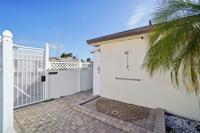 24862 US HIGHWAY 19 N 1701, Clearwater, FL 33763