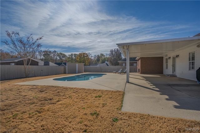 11105 Dexter Ave, Northport, AL 35475