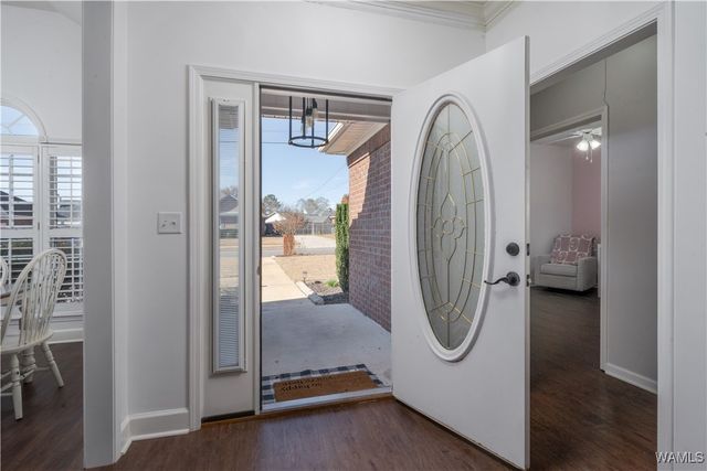 11105 Dexter Ave, Northport, AL 35475