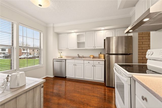 609 French Road, Brighton, NY 14618