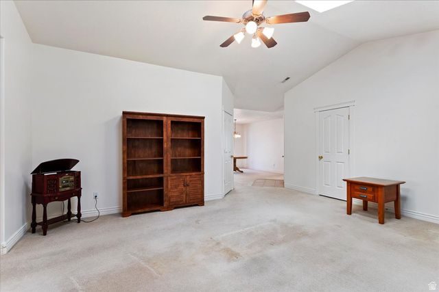 190 W NEWBURY LN, Harrisville, UT 84414