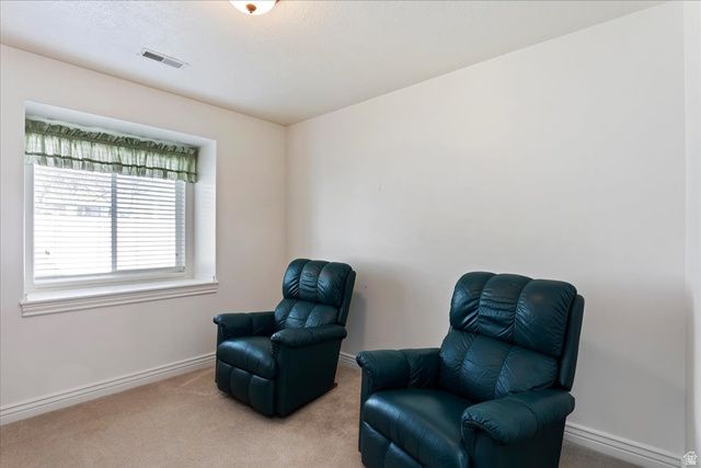 190 W NEWBURY LN, Harrisville, UT 84414