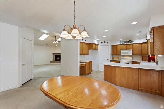 190 W NEWBURY LN, Harrisville, UT 84414