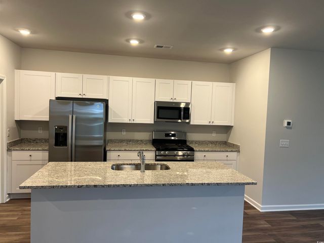 808 Wapama St., Little River, SC 29566