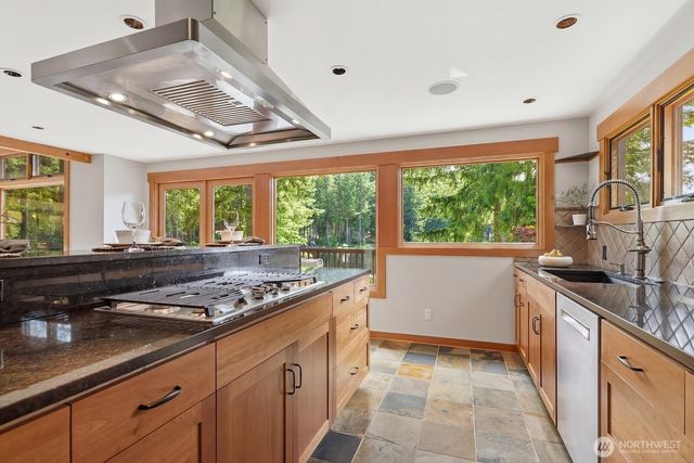 7426 337th Place SE, Fall City, WA 98024