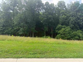 112 Stone Crest Boulevard, Bedford, IN 47421