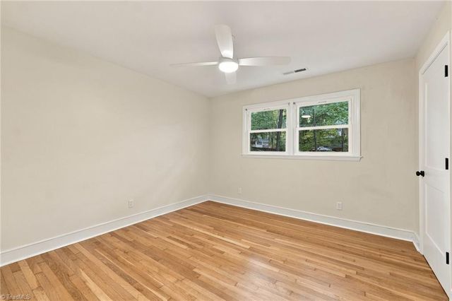 3514 Fox Place, Greensboro, NC 27408