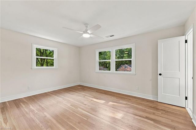 3514 Fox Place, Greensboro, NC 27408