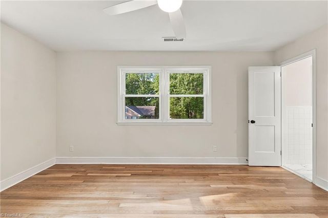 3514 Fox Place, Greensboro, NC 27408