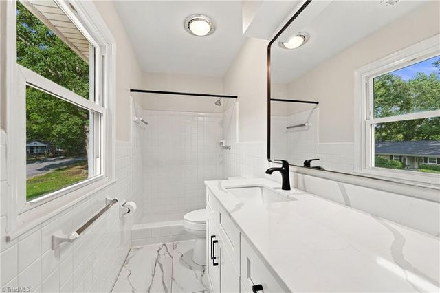 3514 Fox Place, Greensboro, NC 27408