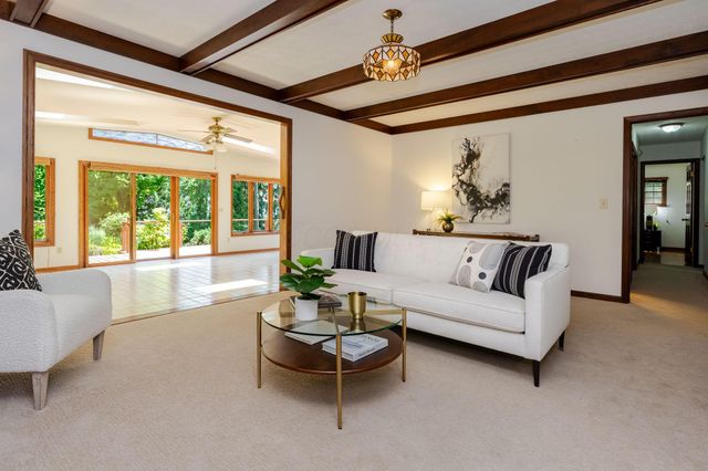 1350 Carriage Road, Powell, OH 43065