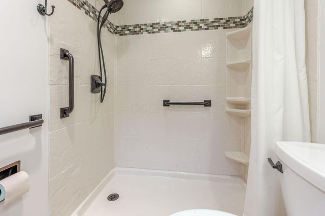 1350 Carriage Road, Powell, OH 43065