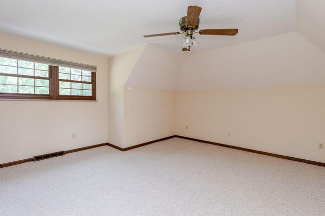 1350 Carriage Road, Powell, OH 43065