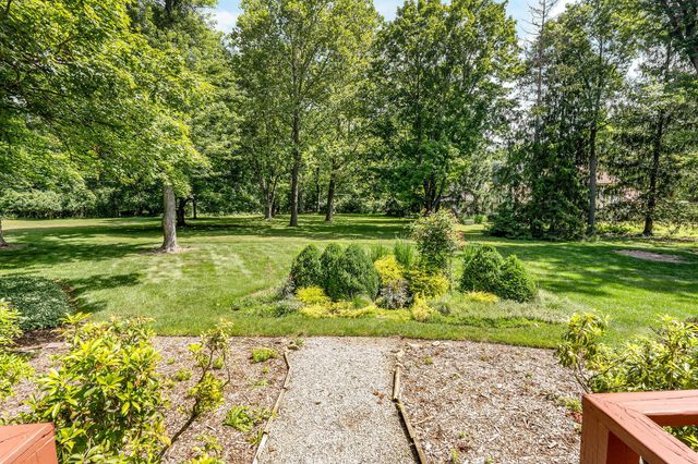 1350 Carriage Road, Powell, OH 43065