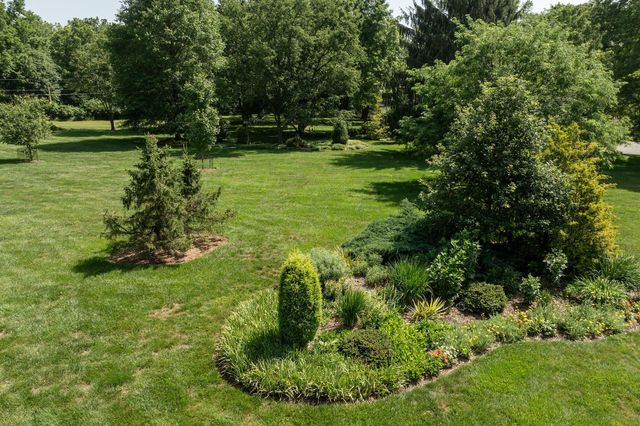 1350 Carriage Road, Powell, OH 43065