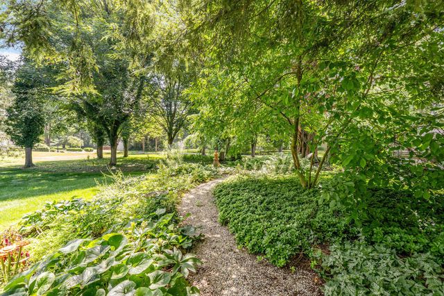 1350 Carriage Road, Powell, OH 43065