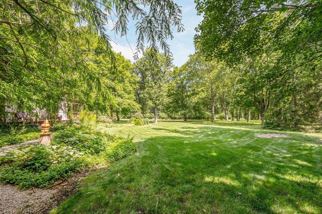 1350 Carriage Road, Powell, OH 43065