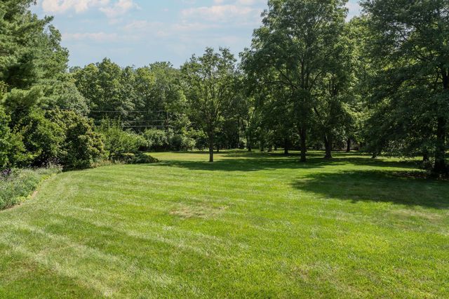 1350 Carriage Road, Powell, OH 43065