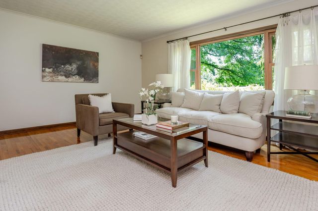 1350 Carriage Road, Powell, OH 43065