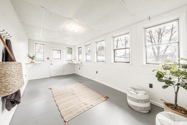 W180N8273 Town Hall ROAD, Menomonee Falls, WI 53051