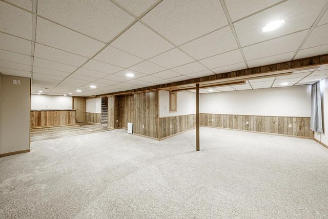 W180N8273 Town Hall ROAD, Menomonee Falls, WI 53051