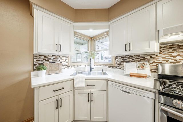W180N8273 Town Hall ROAD, Menomonee Falls, WI 53051