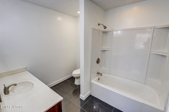 503 Long Ave, Newport, TN 37821