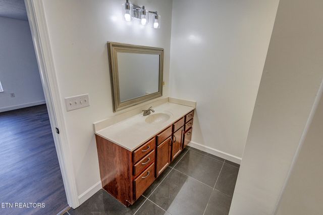 503 Long Ave, Newport, TN 37821