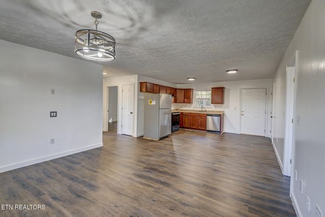 503 Long Ave, Newport, TN 37821