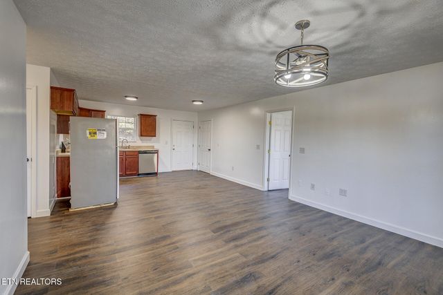 503 Long Ave, Newport, TN 37821