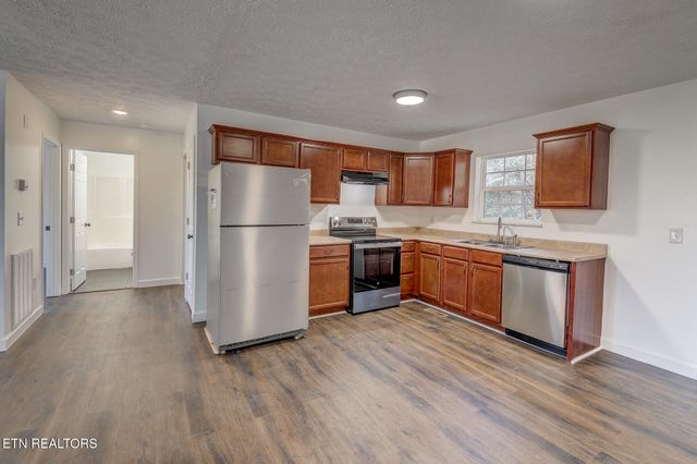 503 Long Ave, Newport, TN 37821