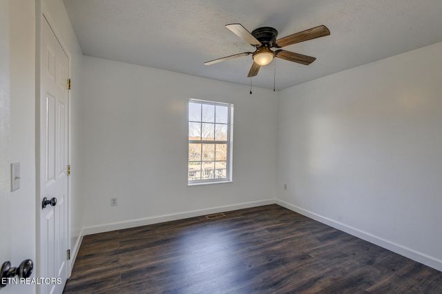 503 Long Ave, Newport, TN 37821