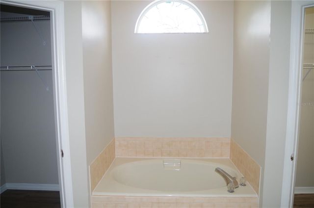 4207 ELBA PLACE, Valrico, FL 33596