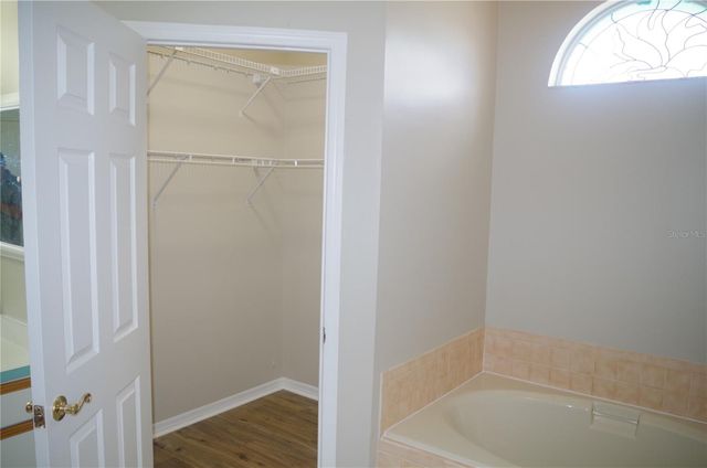 4207 ELBA PLACE, Valrico, FL 33596