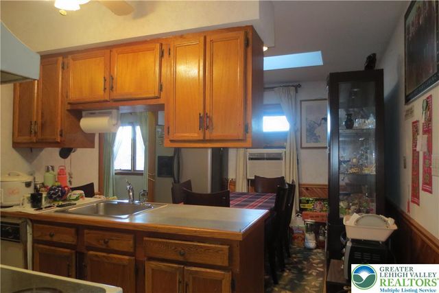 2416 South Alice Street, Allentown City, PA 18103