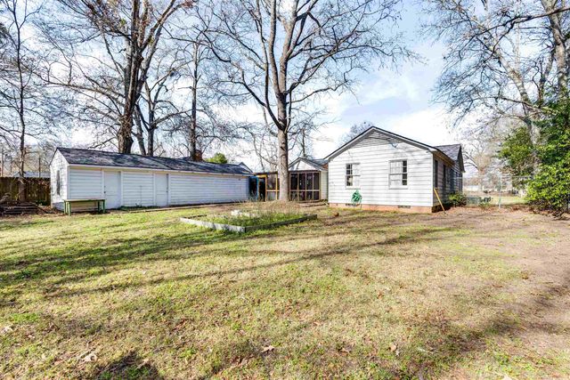 712 Hunter St, Kilgore, TX 75662