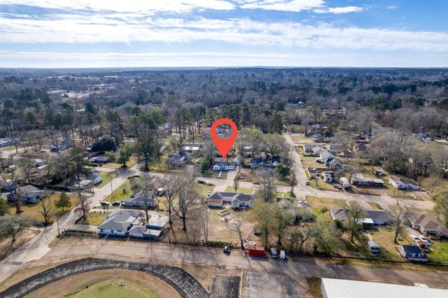 712 Hunter St, Kilgore, TX 75662