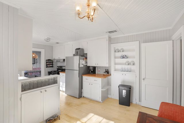 712 Hunter St, Kilgore, TX 75662