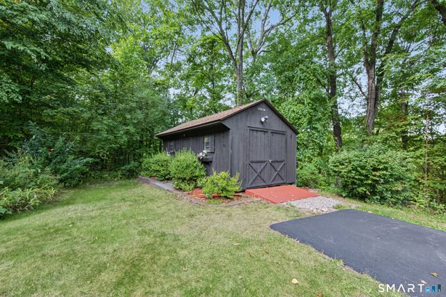 547 Simsbury Road, Bloomfield, CT 06002