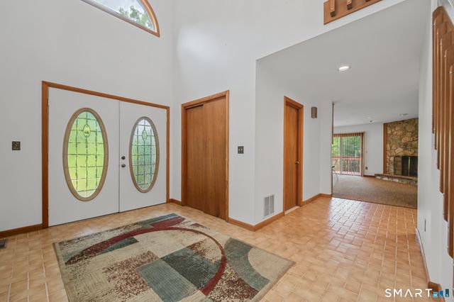 547 Simsbury Road, Bloomfield, CT 06002