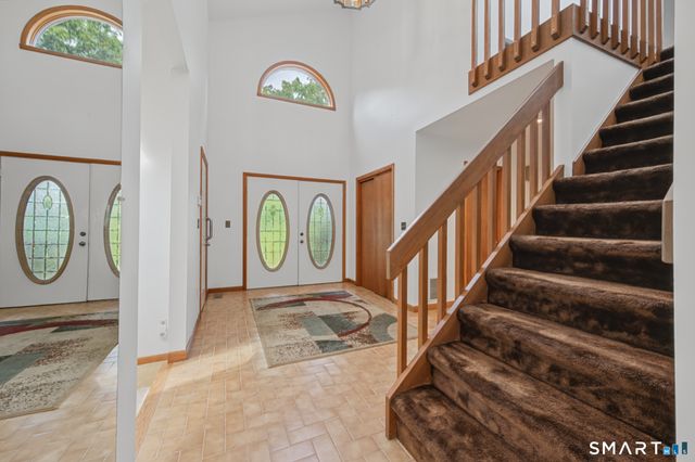547 Simsbury Road, Bloomfield, CT 06002
