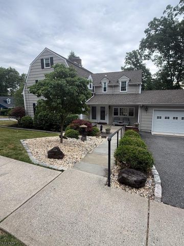 53 Howard St, Verona Twp., NJ 07044