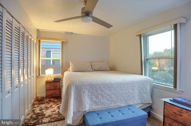 3917 DURHAM RD, Harrisburg, PA 17110