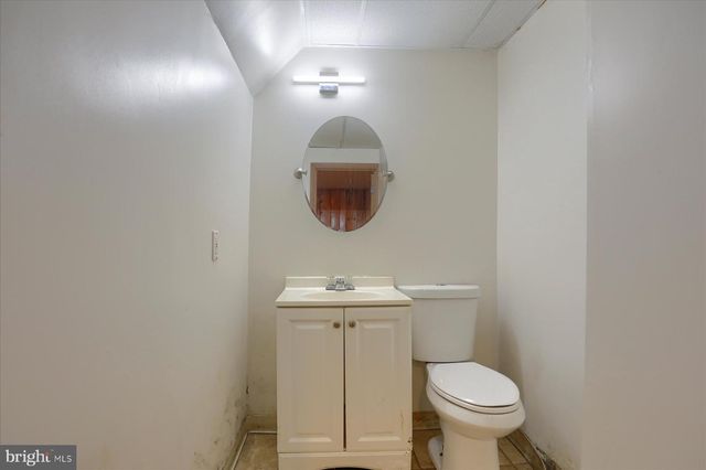 3917 DURHAM RD, Harrisburg, PA 17110