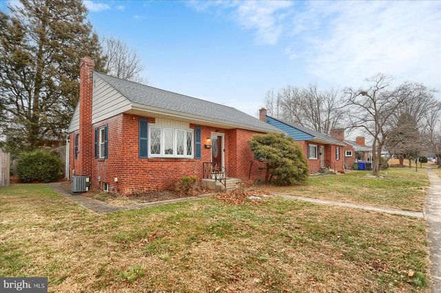 3917 DURHAM RD, Harrisburg, PA 17110