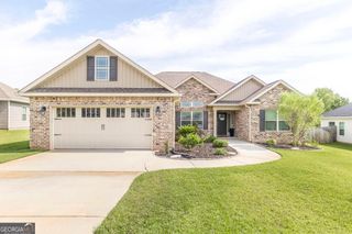 310 Creek Ridge Drive, Warner Robins, GA 31088