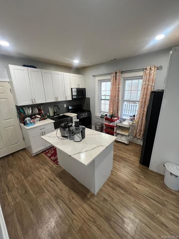 9118 173rd Street, Jamaica, NY 11432